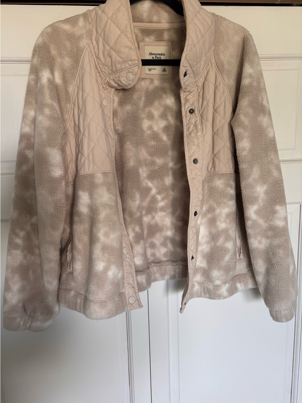 Abercrombie & Fitch Beige Tie-Dye Quilted Fleece Jacket
